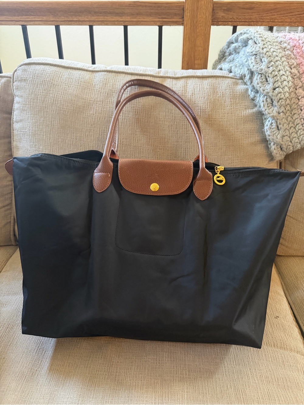 Longchamp Black Tote with Brown Leather. Chic, timeless, fashionista, quiet luxu